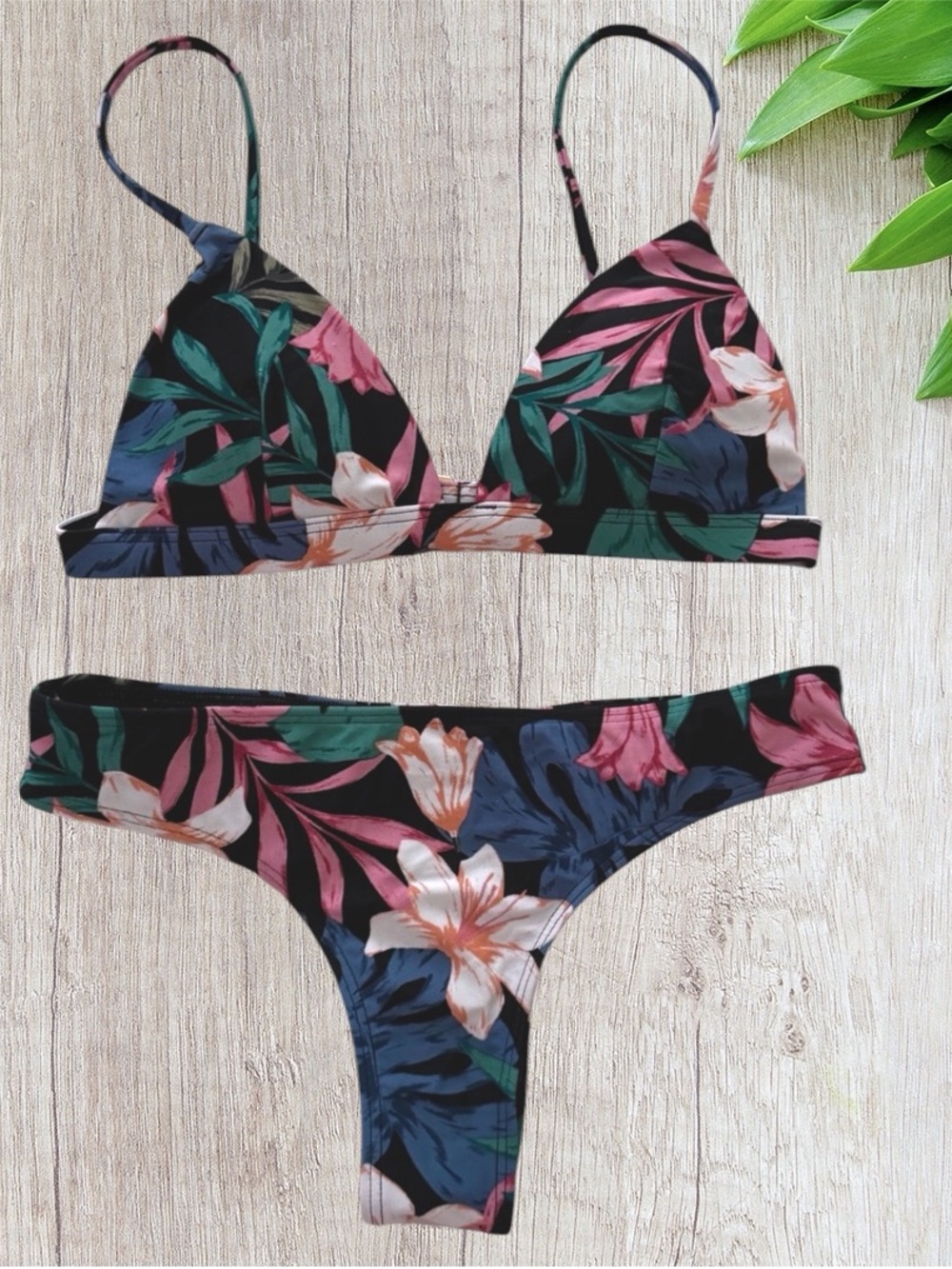 Hollister Women’s 2PC Floral Bikini Set, XS